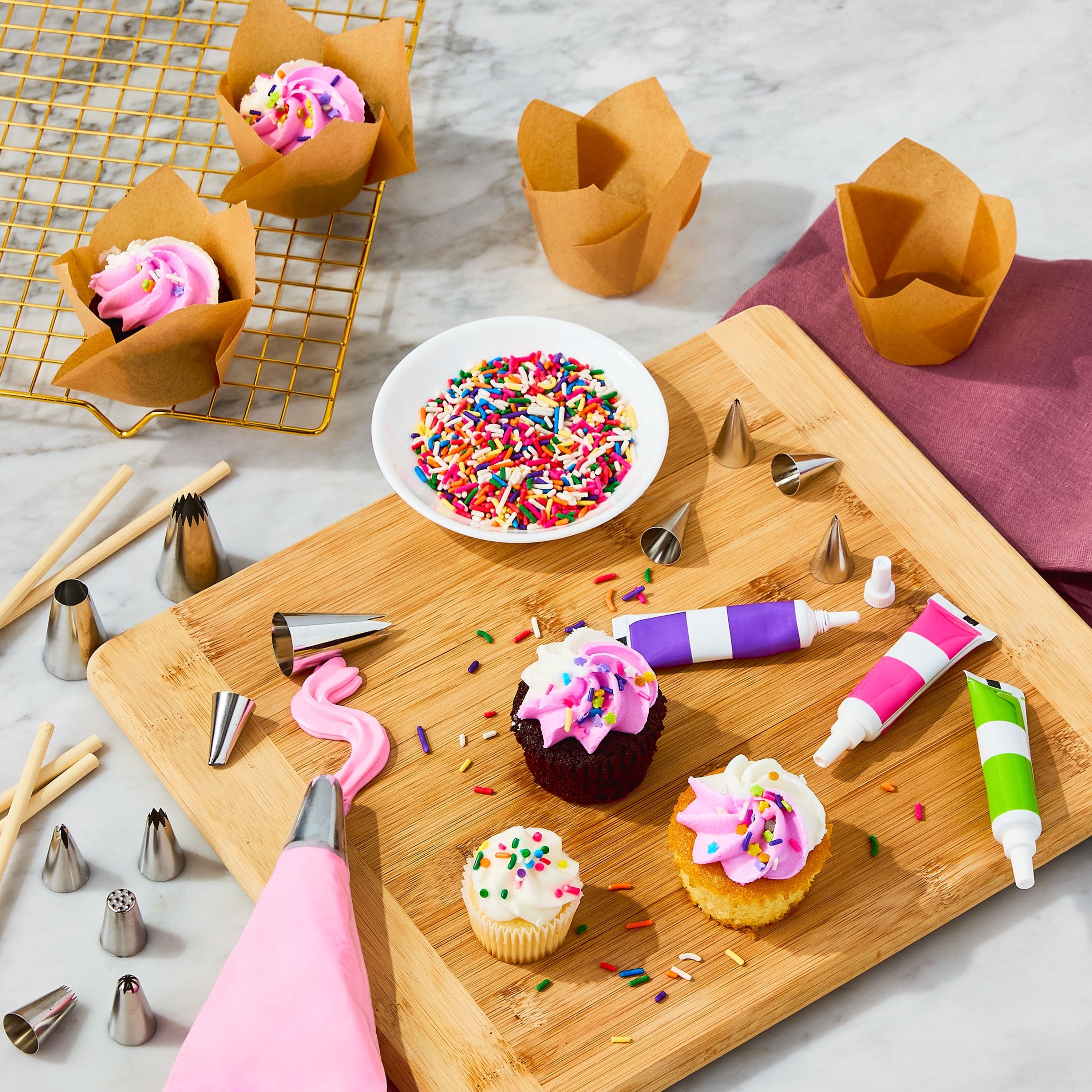 Way To Celebrate Large Decorating Tips, 4 Pieces - Image 2