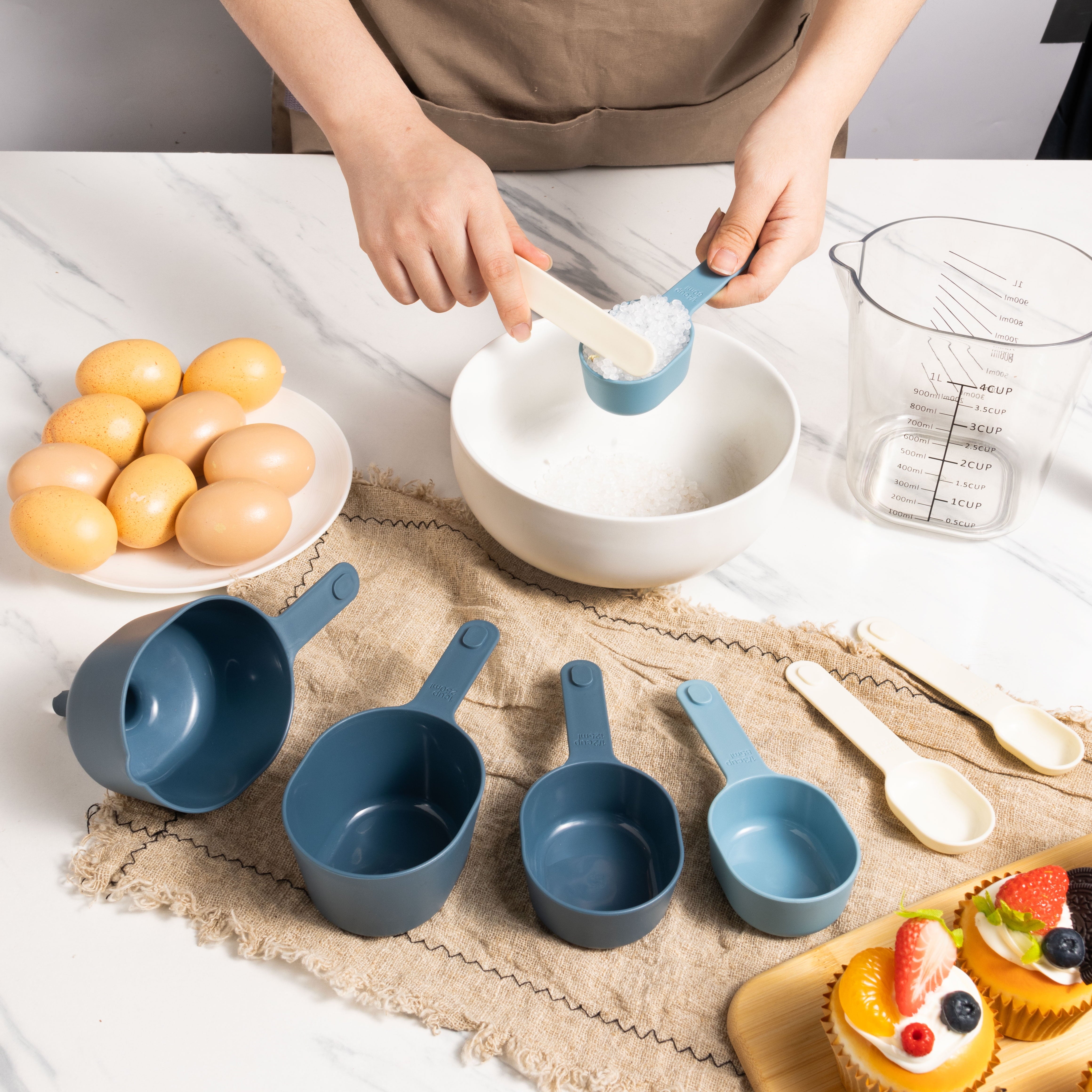 Mainstays 9-Piece Stackable Measuring Set Kitchen Tools for Cooking, 7.48" L, Blue - Image 6