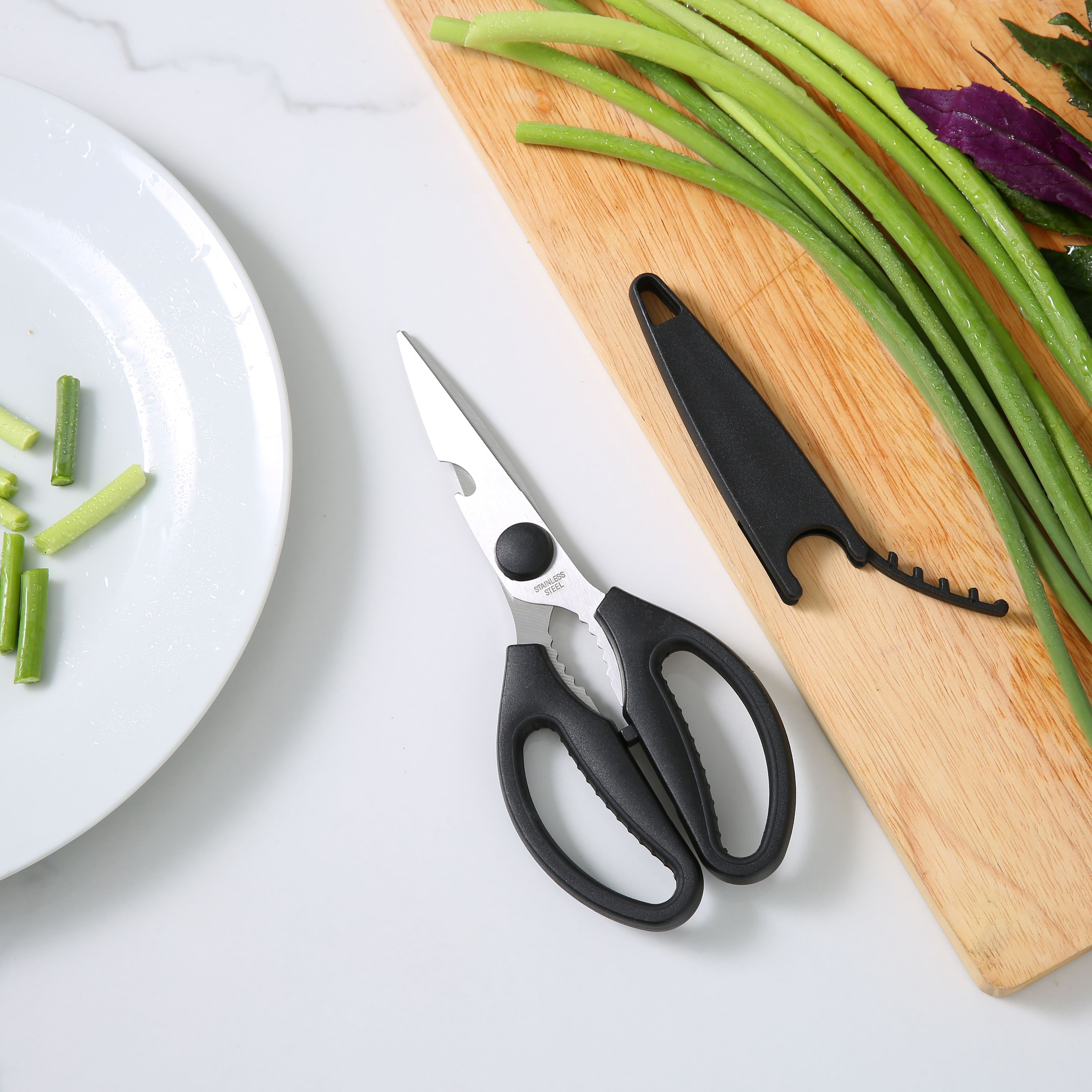 Mainstays Black Handle Stainless Steel Multi-Purpose Kitchen Shears with Black Grip 1 Each - Image 3